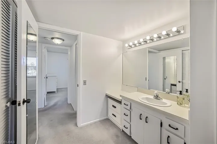 6102 Augusta Dr # 202, Fort Myers Fl 33907