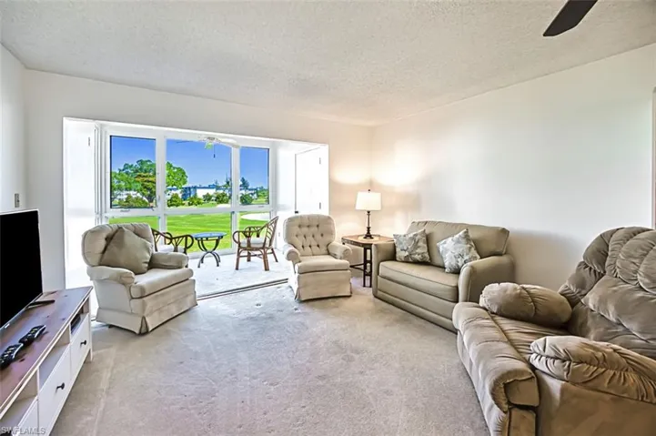 6102 Augusta Dr # 202, Fort Myers Fl 33907