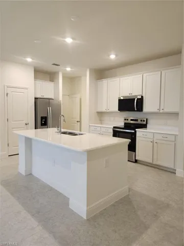 3514 42nd St Sw, Lehigh Acres, Florida 33976