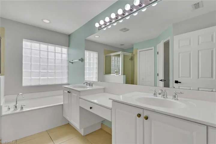 2232 Summersweet Dr, Alva, Florida 33920