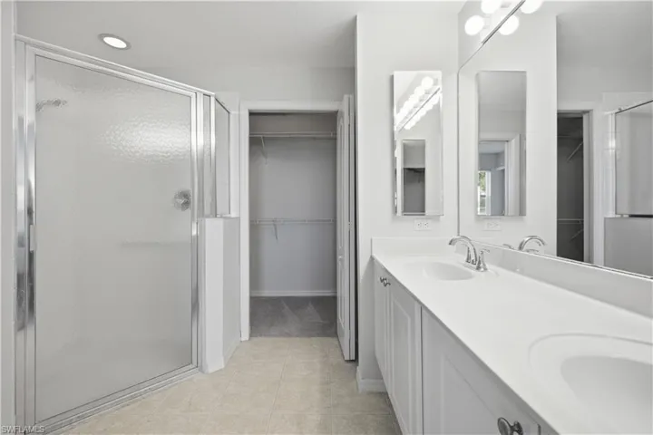 1953 Crestview Way 161, Naples, Florida 34119