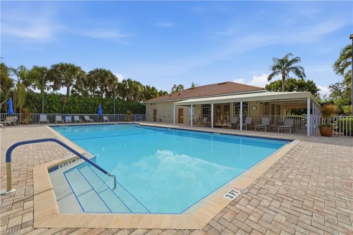 1953 Crestview Way 161, Naples, Florida 34119