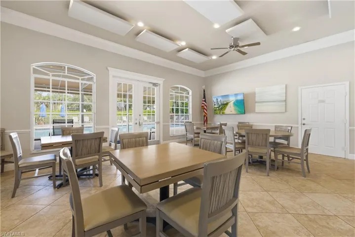 1953 Crestview Way 161, Naples, Florida 34119