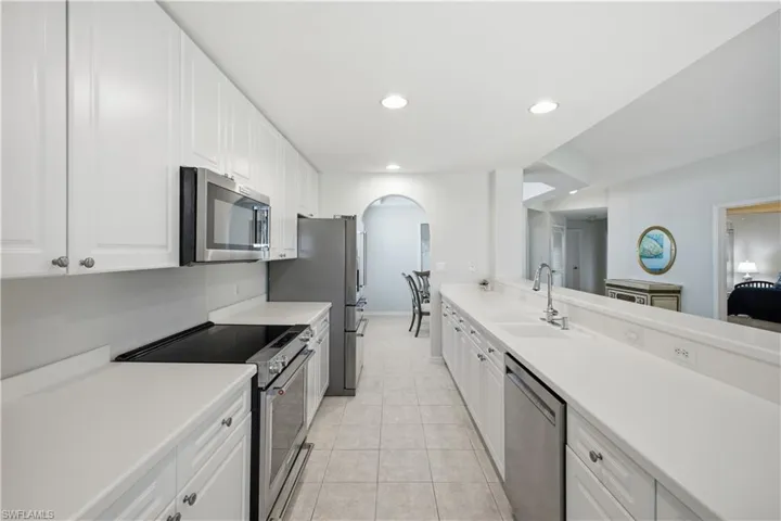 1953 Crestview Way 161, Naples, Florida 34119