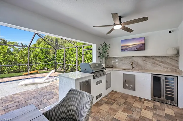 Outdoor Kitchen