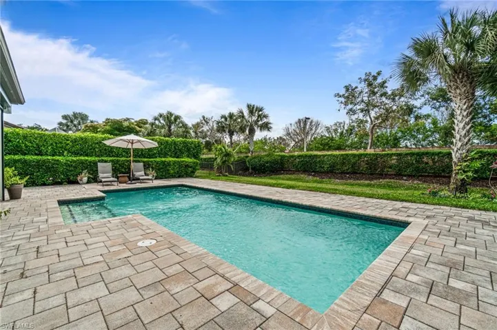 16201 Camden Lakes Cir, Naples, Florida 34110
