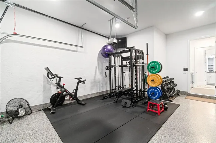 Equipped with Peloton, Smith machine and free weights