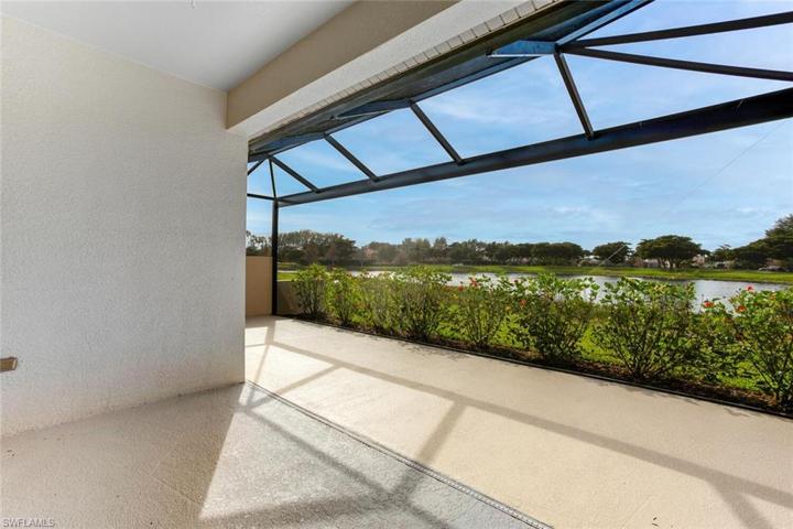 Oversized Lanai
