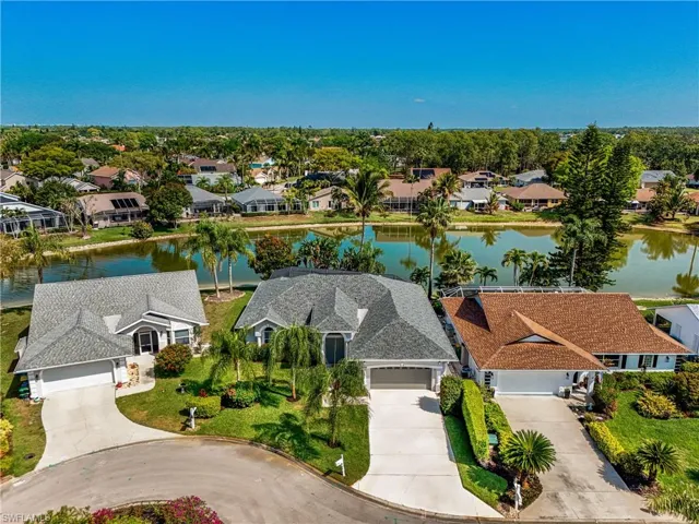 5235  Malvern  CT, Naples, FL 34112