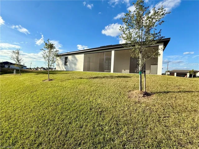 2006 NW 21st  ST, Cape Coral, FL 33993