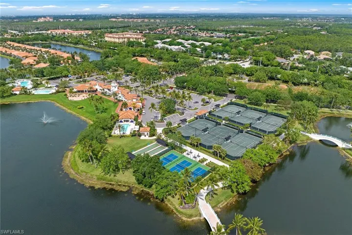 4832  San Carlo  CT, Naples, FL 34109