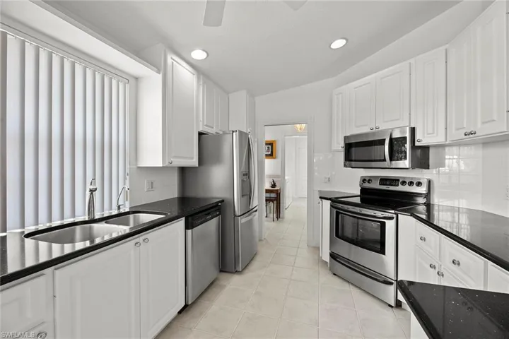 4832  San Carlo  CT, Naples, FL 34109