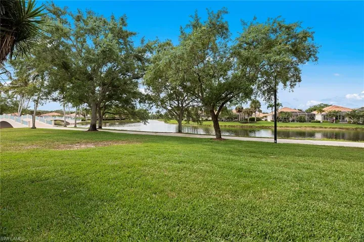 4832  San Carlo  CT, Naples, FL 34109