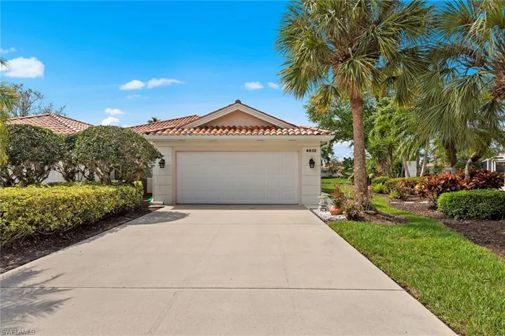 4832  San Carlo  CT, Naples, FL 34109