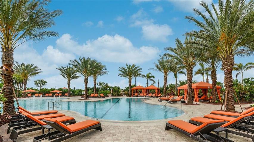 Esplanade Lake Club Condos