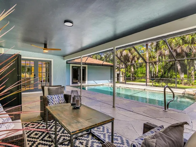 Large covered sitting area