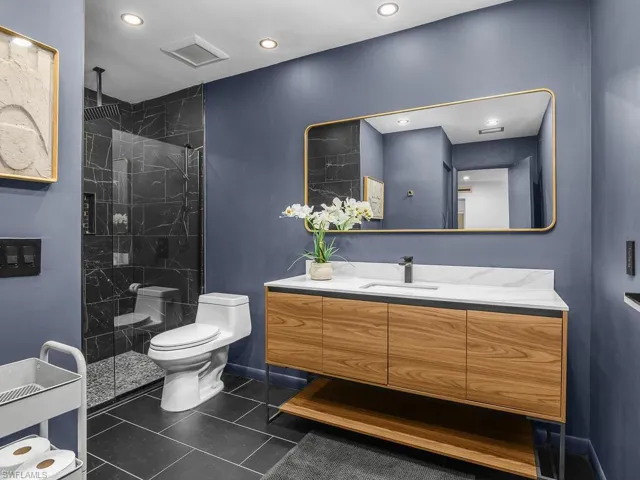 Guest Bath 2