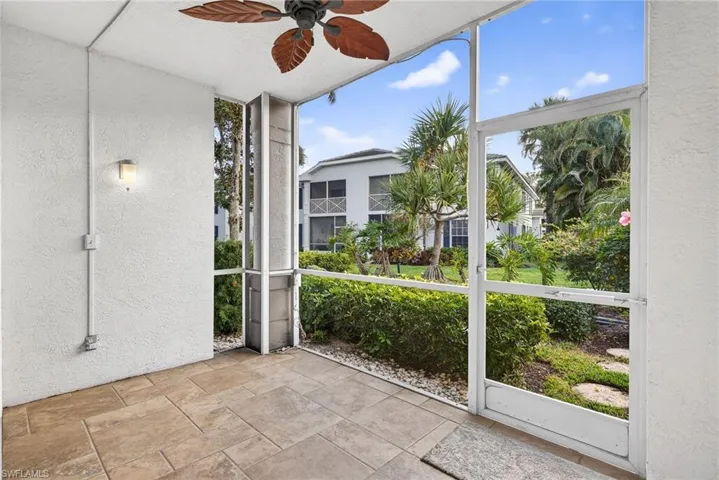 7100  Barrington  CIR, Naples, FL 34108