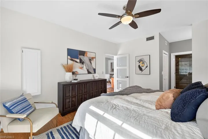 7100  Barrington  CIR, Naples, FL 34108
