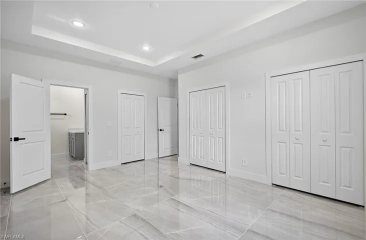 2524  70th W ST, Lehigh Acres, FL 33971