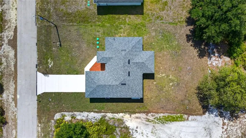 2524  70th W ST, Lehigh Acres, FL 33971