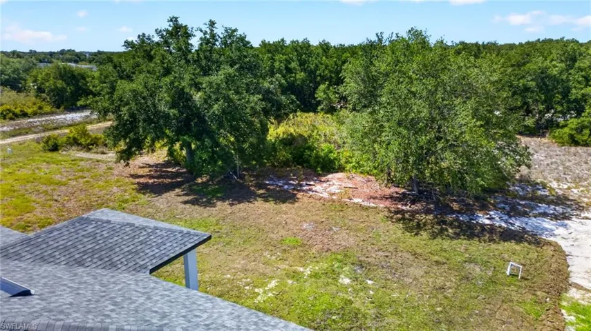 2524  70th W ST, Lehigh Acres, FL 33971