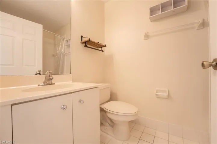 6368 Huntington Lakes Cir 102, Naples, Florida 34119