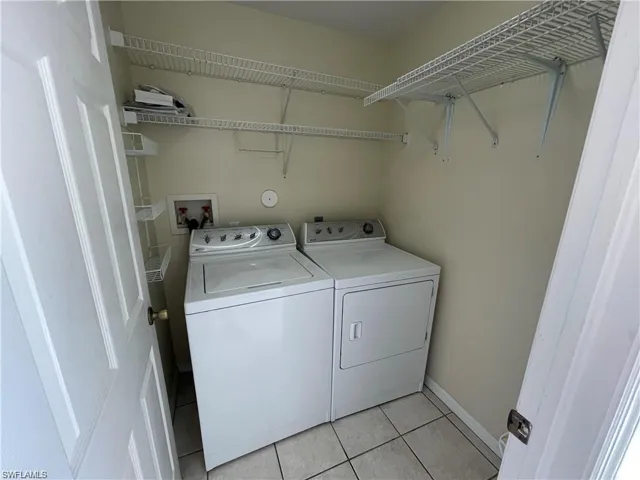 6368 Huntington Lakes Cir 102, Naples, Florida 34119