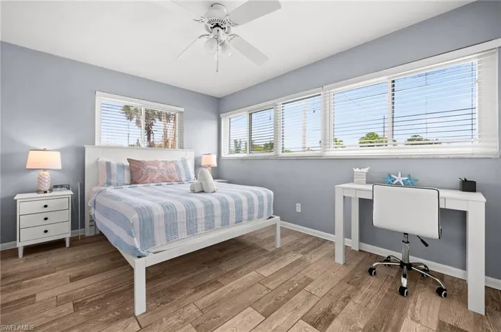2nd bedroom has lots of windows
