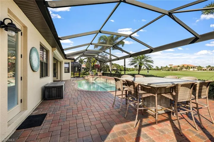 Huge Pool Deck