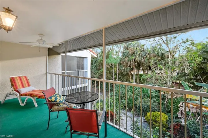 2305 Hidden Lake Dr 3704, Naples, Florida 34112