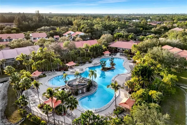 2305 Hidden Lake Dr 3704, Naples, Florida 34112