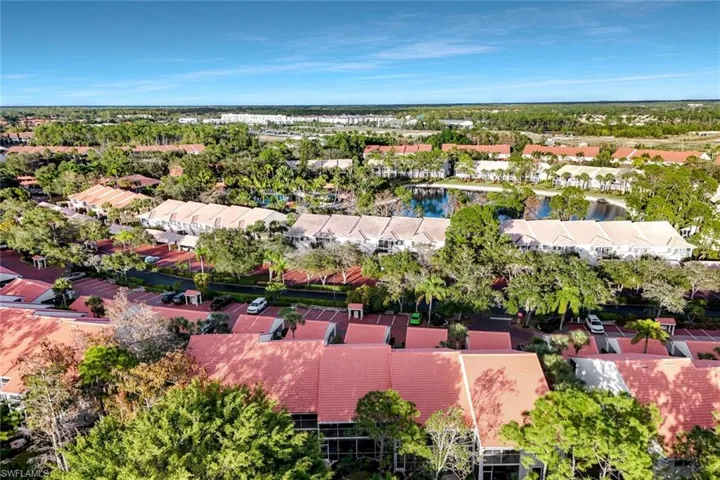 2305 Hidden Lake Dr 3704, Naples, Florida 34112