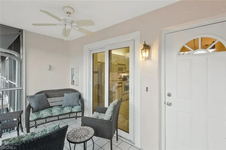 2305 Hidden Lake Dr 3704, Naples, Florida 34112