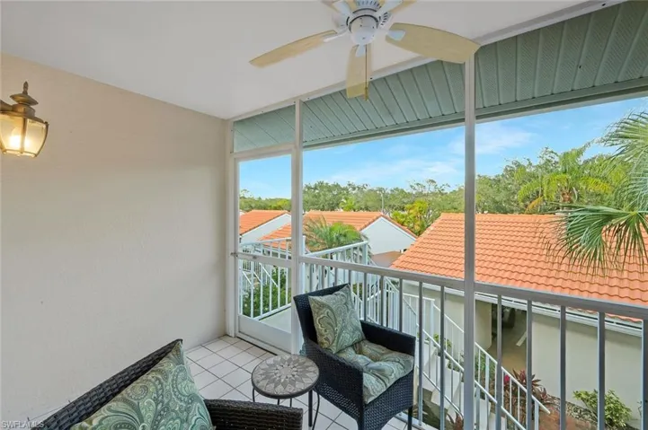 2305 Hidden Lake Dr 3704, Naples, Florida 34112