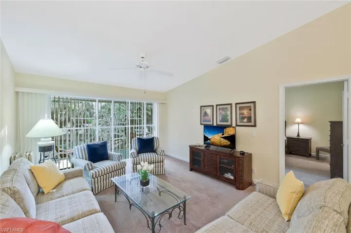 2305 Hidden Lake Dr 3704, Naples, Florida 34112