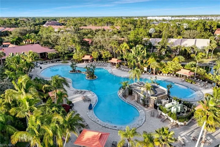 2305 Hidden Lake Dr 3704, Naples, Florida 34112