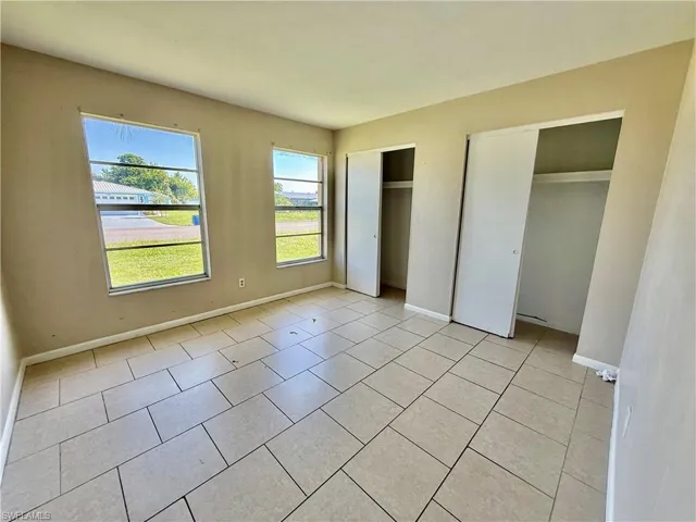 406 Parkside St, Lehigh Acres, Florida 33936