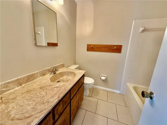 406 Parkside St, Lehigh Acres, Florida 33936