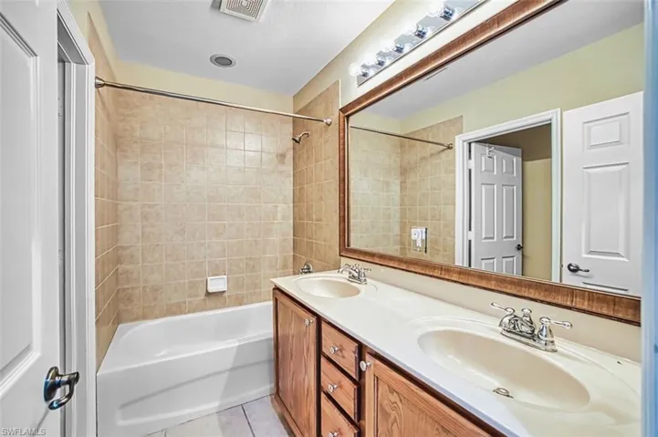 8306 Sumner Ave, Fort Myers, Florida 33908