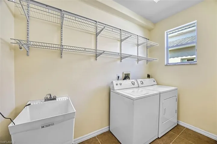 8306 Sumner Ave, Fort Myers, Florida 33908