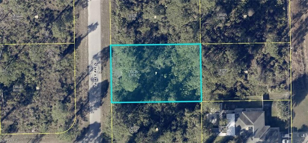 437  Lackey S AVE, LEHIGH ACRES, FL 33974