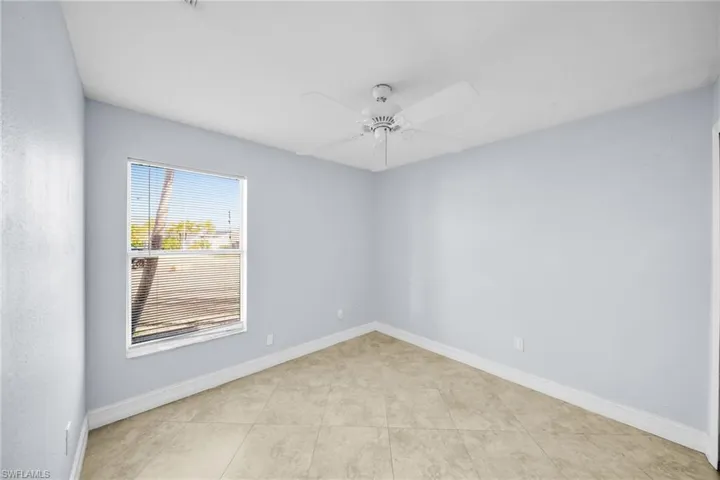 152 Se 19th Ln, Cape Coral, Florida 33990