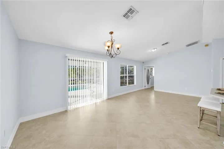 152 Se 19th Ln, Cape Coral, Florida 33990