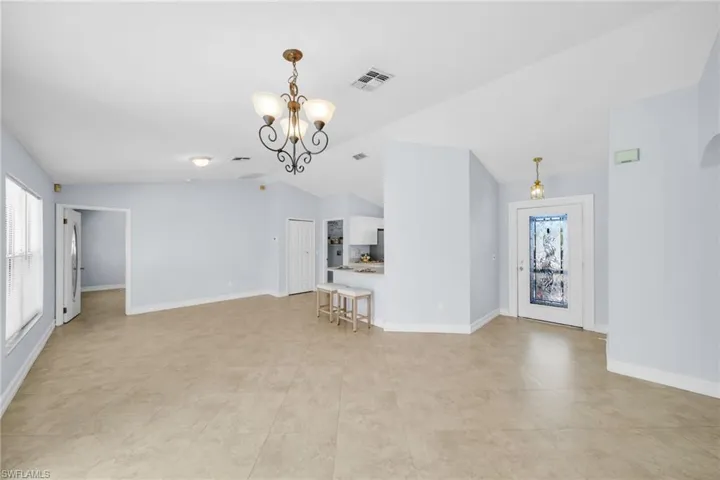 152 Se 19th Ln, Cape Coral, Florida 33990