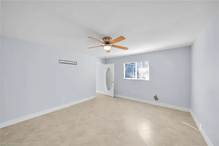 152 Se 19th Ln, Cape Coral, Florida 33990