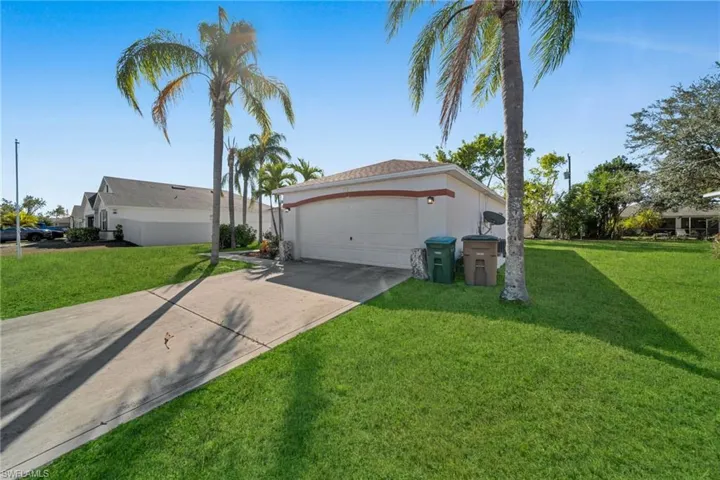 152 Se 19th Ln, Cape Coral, Florida 33990