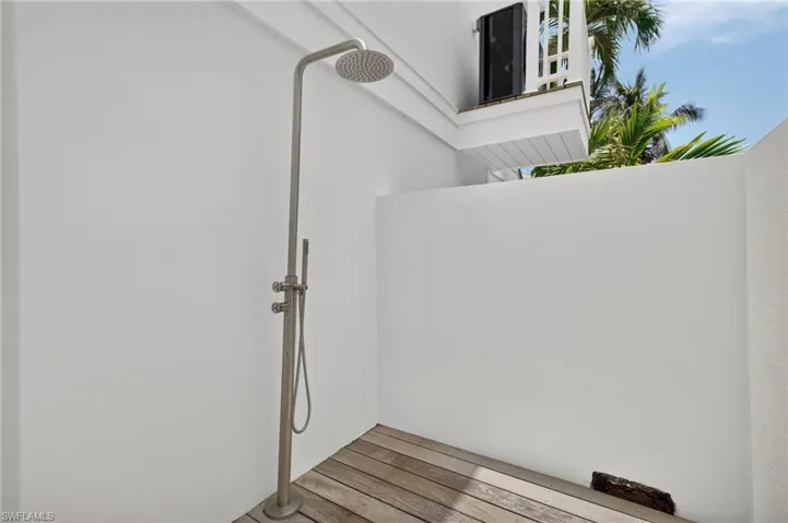 11516 Andy Rosse Ln, Captiva, Florida 33924