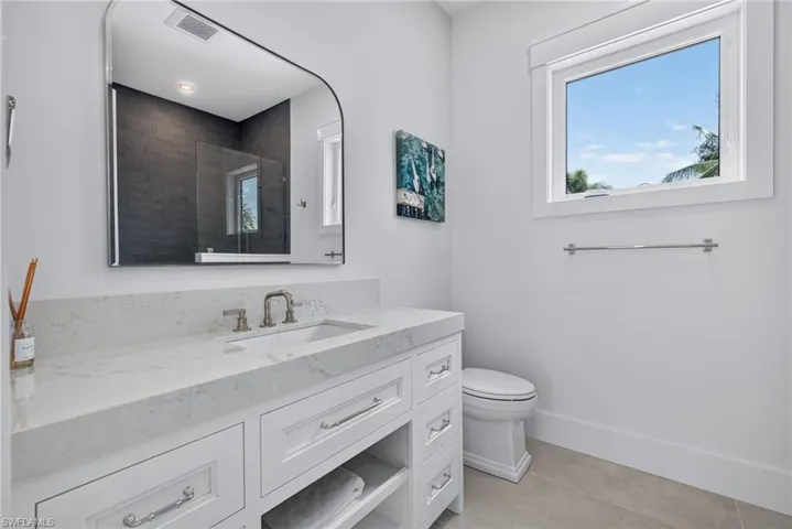 11516 Andy Rosse Ln, Captiva, Florida 33924