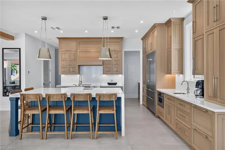 11516 Andy Rosse Ln, Captiva, Florida 33924
